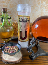 Load image into Gallery viewer, Mighty Magnet Candle