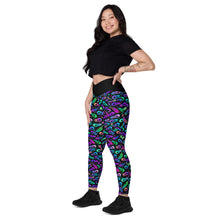 Load image into Gallery viewer, Raven Magic Crossover leggings with pockets