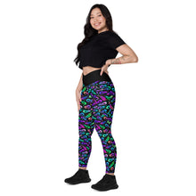 Load image into Gallery viewer, Raven Magic Crossover leggings with pockets